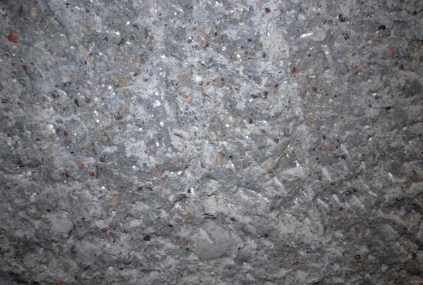 Architekturbeton mit unterschiedlicher Oberflächenstruktur